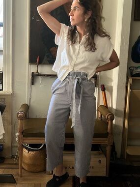 High-Waist are Blue Striped Paperbag Jeans — Women's
